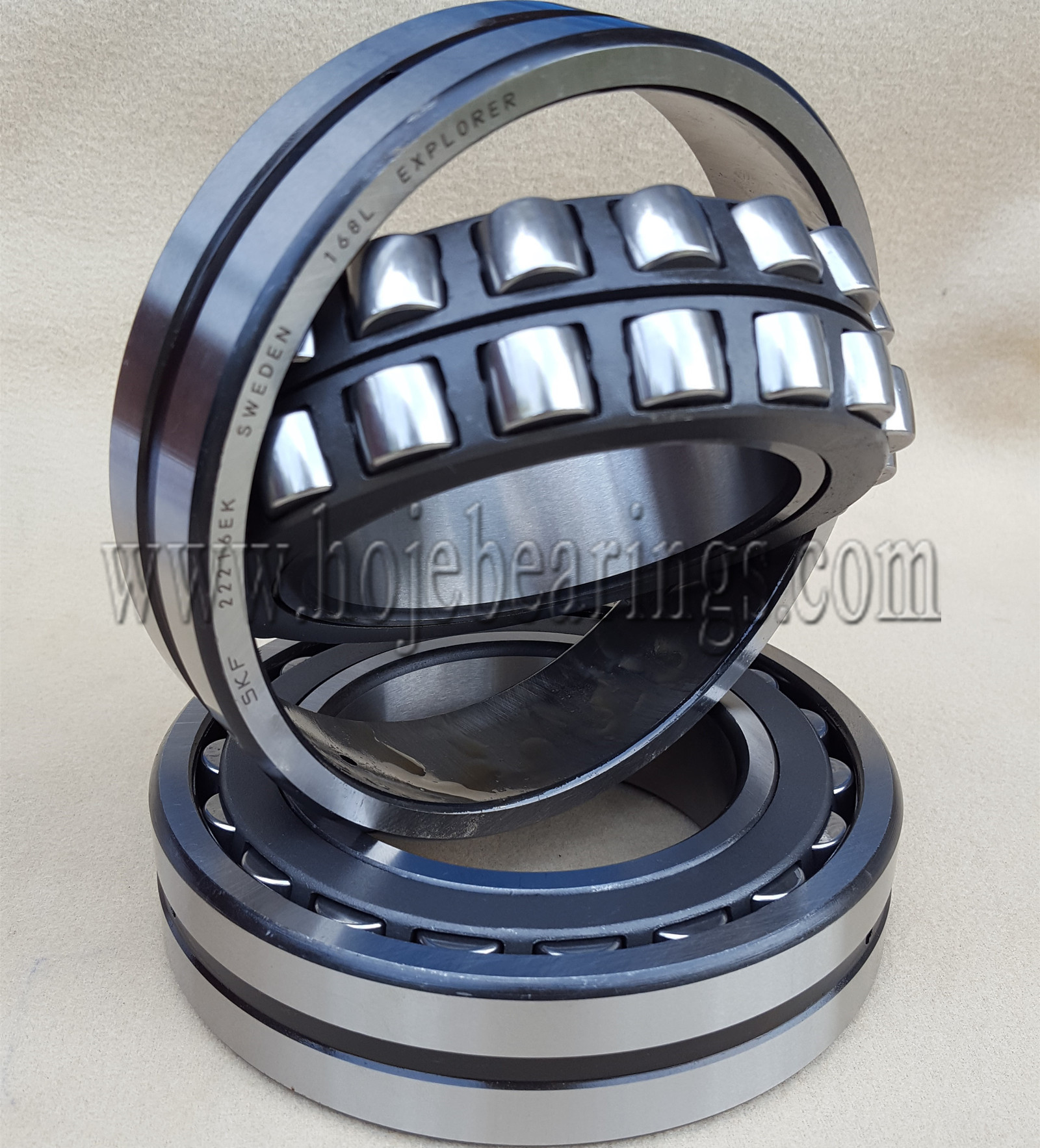 Large Size Cylindrical Bore Spherical Roller Bearings 240/530 241/530