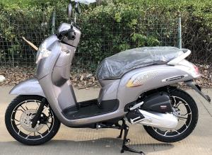 Quality Tubeless Tires Moped Motor Scooters Motorcycle Adult Electric Scooters Powerful Adult wholesale