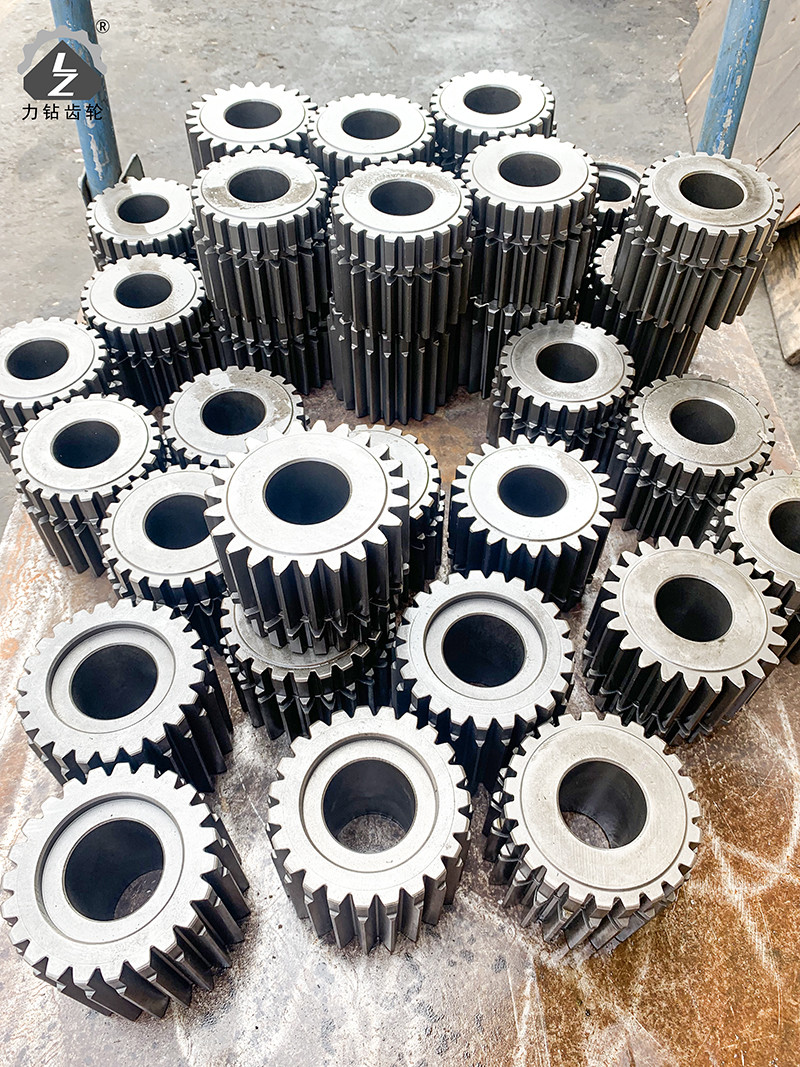 SH200A3 Excavator Swing Gear 2ND Travel Reduction Gear Travel Motor Parts
