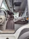 Second-Hand Cargo Vehicle Trailer Head Tractor Truck with Euro 2 Emission