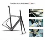 Black Red 1.2m SAVA Carbon Road Bike 700c Unisex With Double V Brake