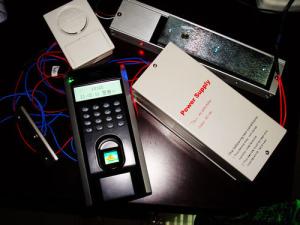 China OEM Hot Sale Fingerprint Access Control Gate Entrance F7 on sale