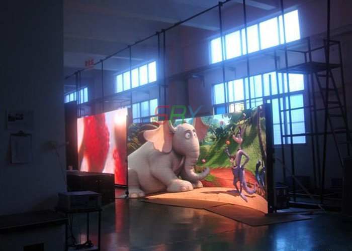 5mm Pixel Pitch Curved LED Panels 1/16 Scan Constant Current Commercial LED Displays