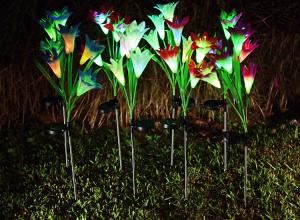 Quality Solar LED 4 heads lily flower lights Lawn Lamp Outdoor Colorful Lamp can be customized wholesale
