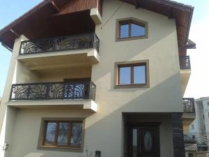 Quality Waterproof Wrought Iron Railing Powder Coated Balcony Railings Anti Rust wholesale