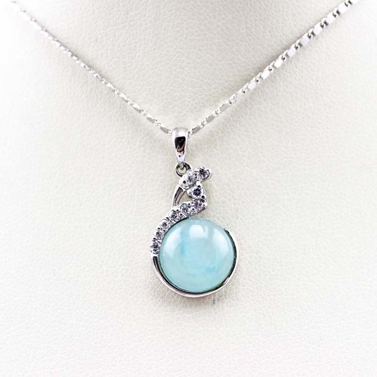 925 Sterling Silver Round Blue Chalcedony Cubic Zircon Pendant Necklace 18 Inches(PSJ0214)