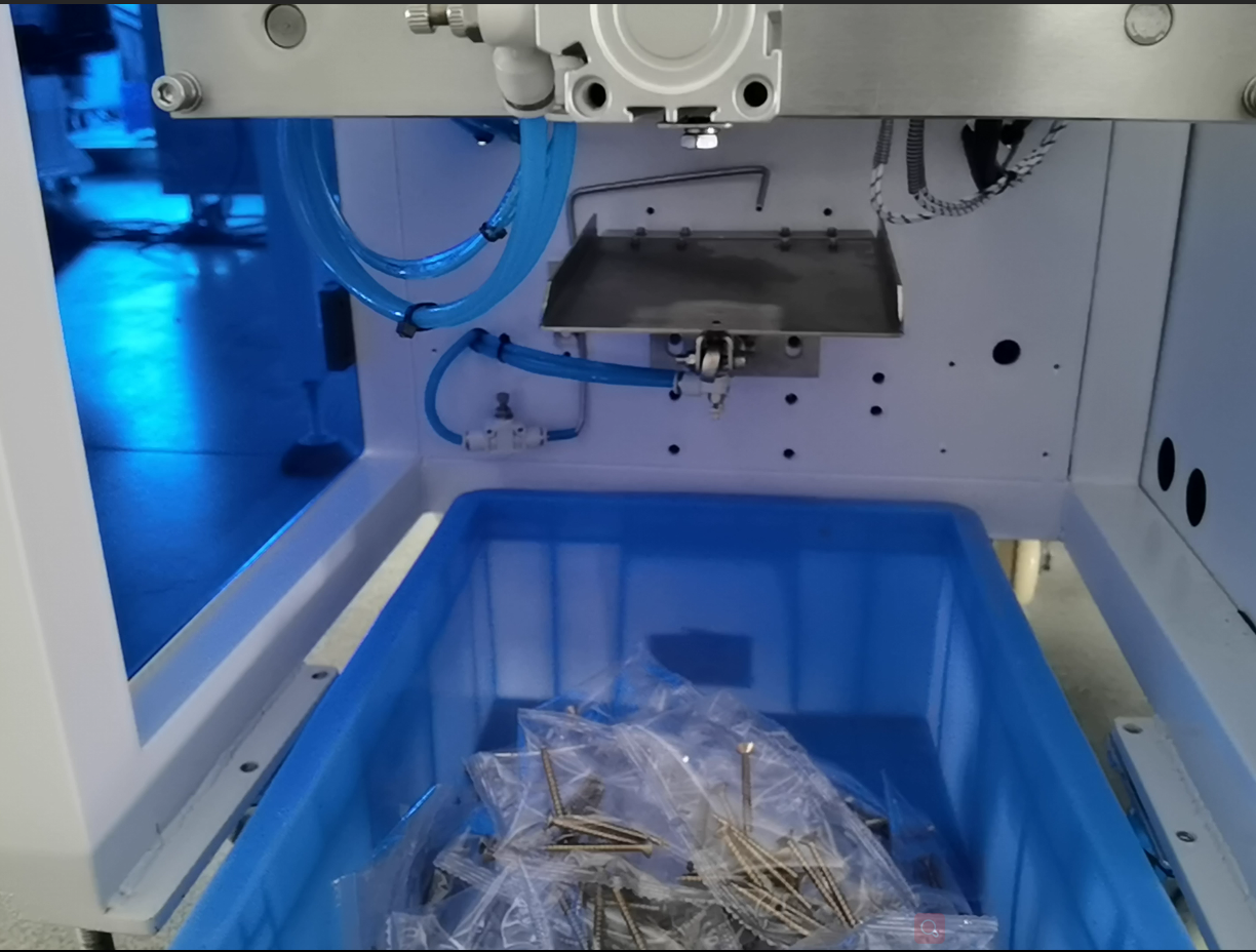 Industry Hardware Screws Fastener Automatic Filling Sealing Bag Easy Packaging Machine