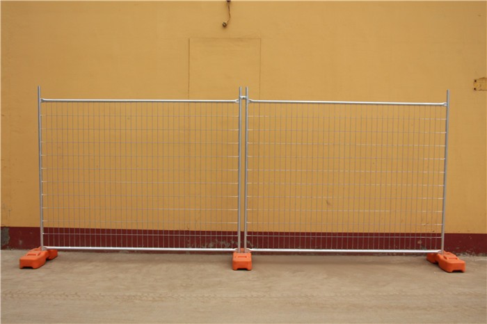 2.1m*2.4m Hot dipped galvanized temporary fence for sale 42 microns hdg construction commerical protection fence