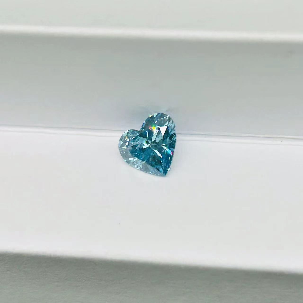 1.52ct Lab Grown Blue Diamond Heart Loose Diamond 10 Mohs