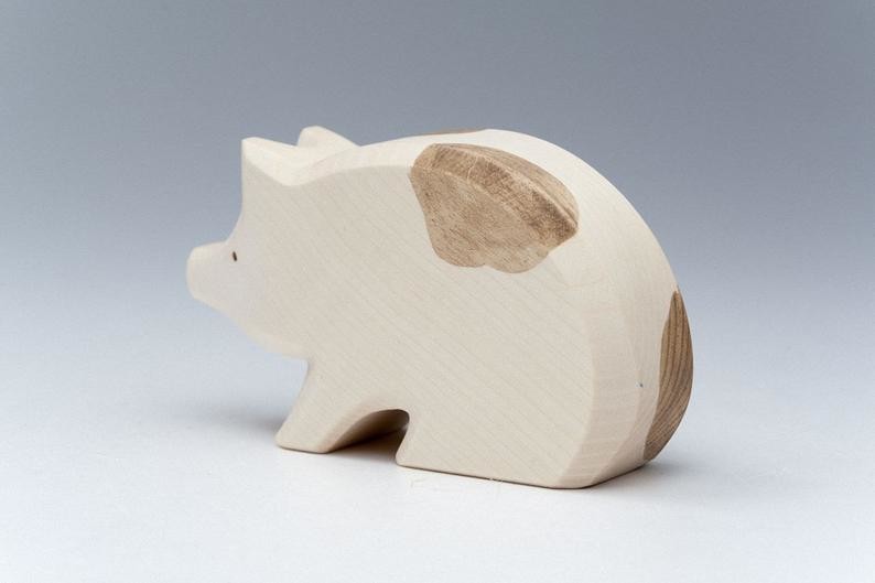 Carved Oak Beech Wooden Pig Toy Colourful Hand Eye Coordination Training
