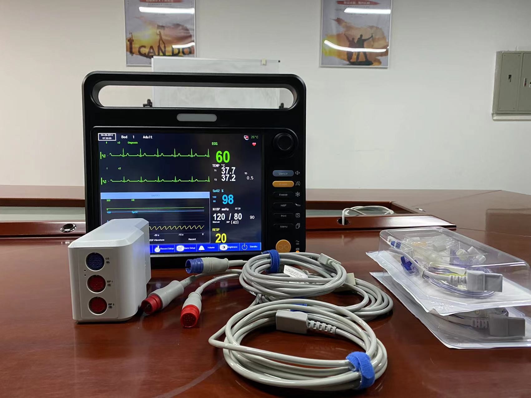 12.1" Neonate Modular Patient Monitor 240V 60Hz For Hospital ICU