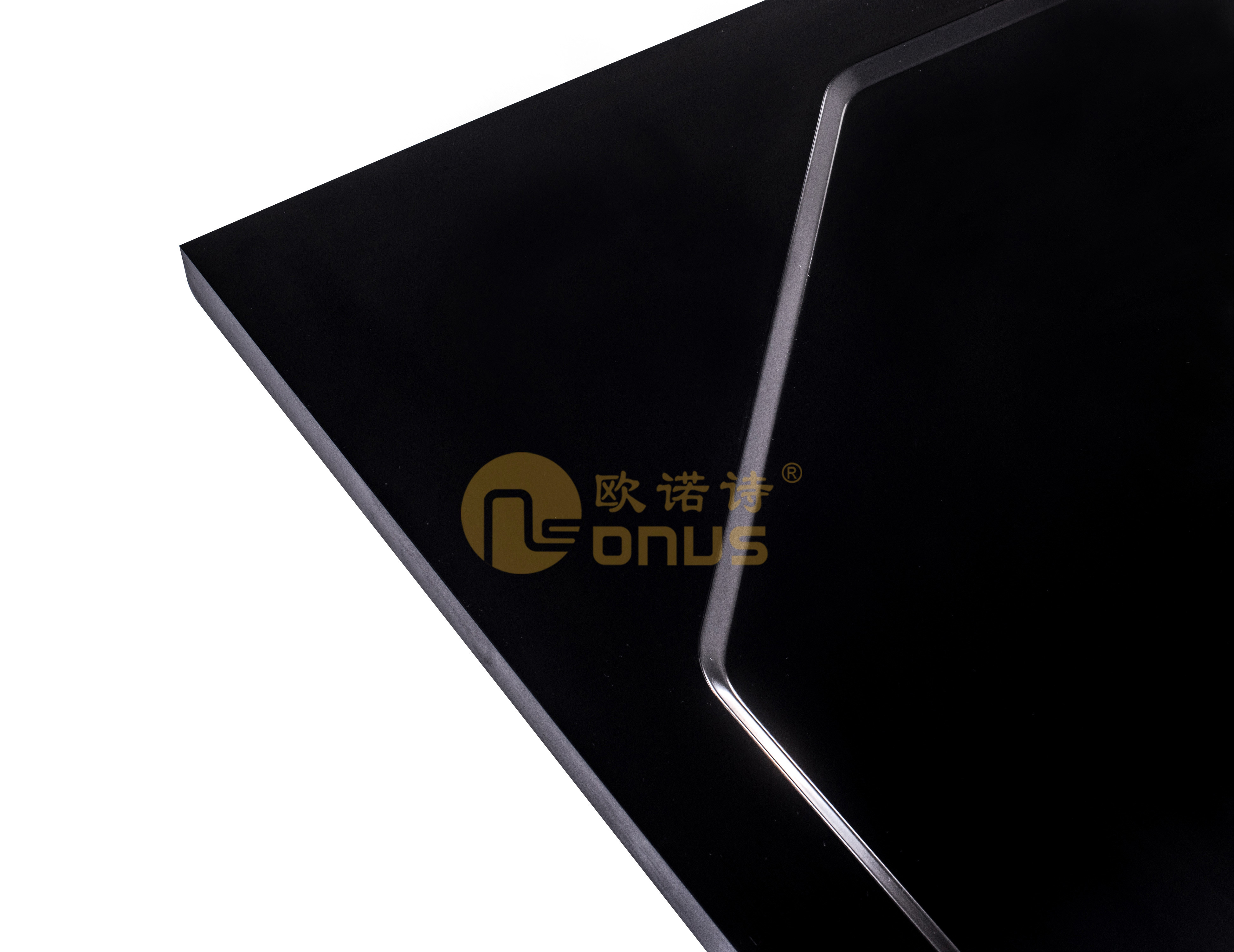 Repairability Epoxy Resin Worktop / White Quartz Countertops Mositure Resistance