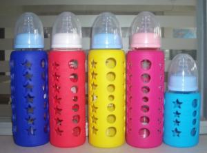 Quality 9oz glass baby milk feeding bottle 240ml with silicone sleeve and cover wholesale