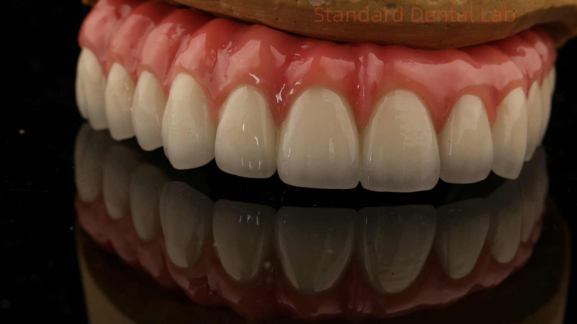 Full Arch Zirconia Implants Bridge Zirconia Crown Vita Shade Customized All On Four / Six Dental Implant