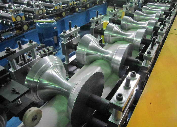 V-Shaped Roof Ridges Roll Forming Machine 8-12m/Min Speed PLC Control