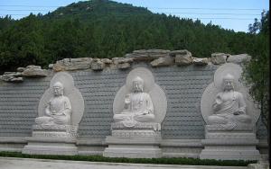 Quality Chinese White Carved Sitting Buddha Sculpture wholesale