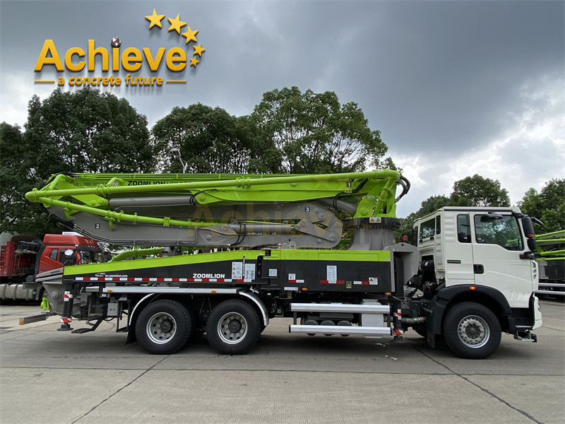 ZOOMLION 67m Truck Mounted Concrete Pump 67X-7RZ