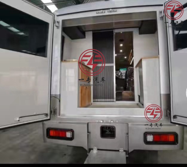 Off Road Tour Travel Mini Bus 4x4 6 Seats RVs Campers Truck Motorhome Camper Van with 1