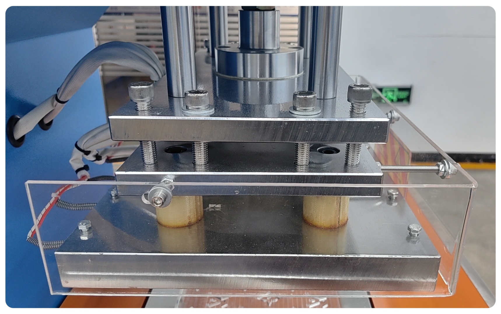 KY-0202 Metal Blue Color Silicone Embossing Machine For Clothing Label Priting