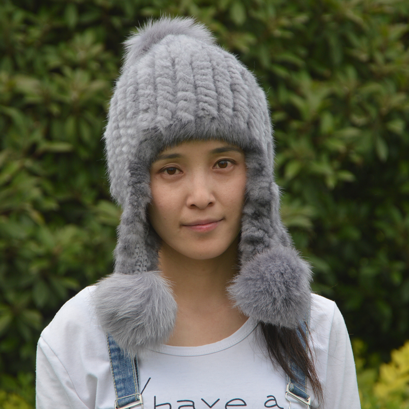 Adult Size Pompom Shearling Fur Hats 100% Wool Material Checked Style