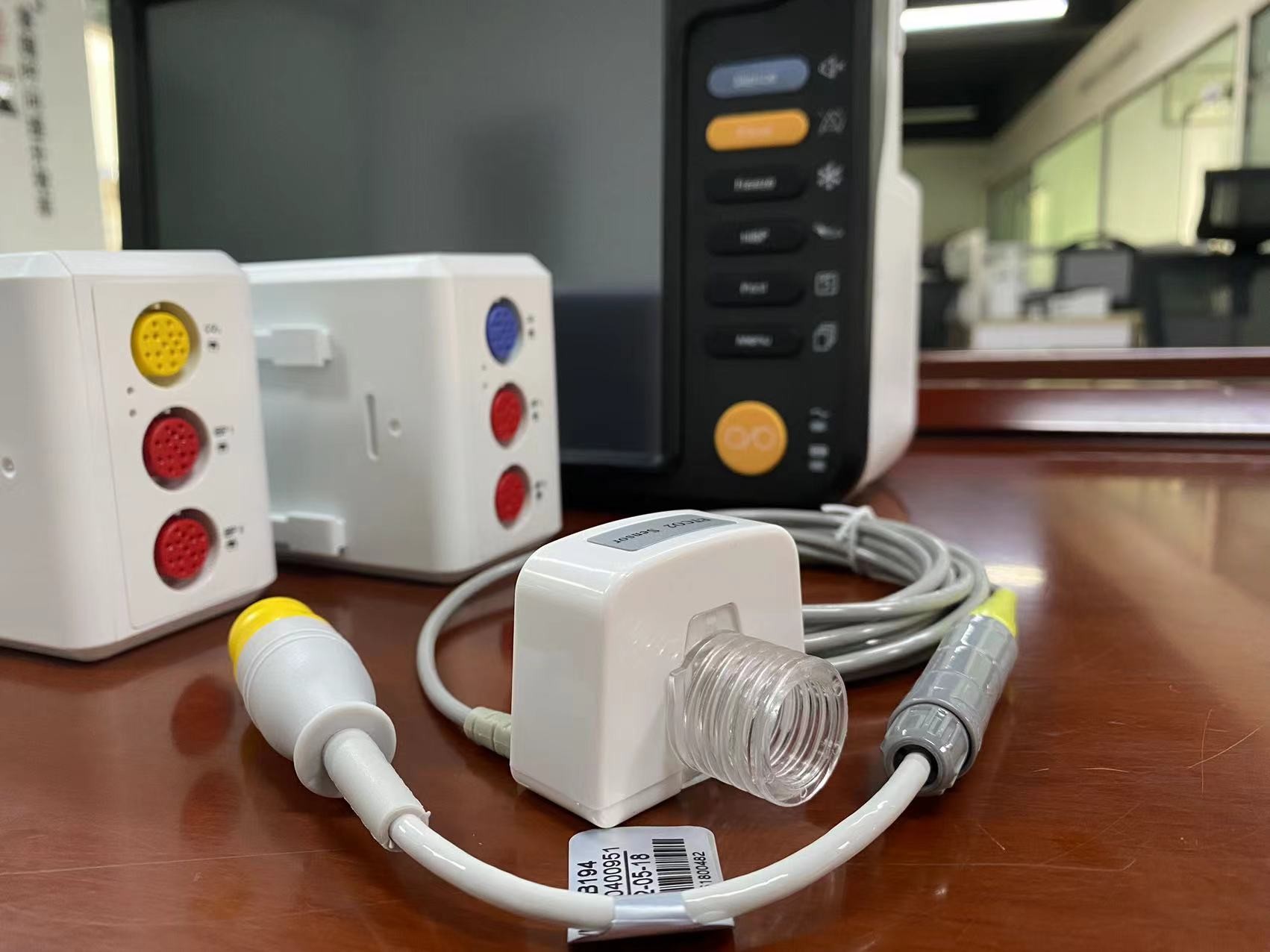 Multi Parameter Vital Signs Monitoring Equipment With 12.1" Screen OEM