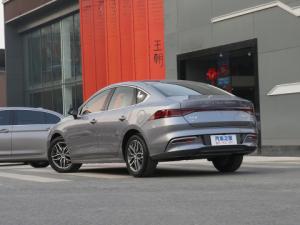 Quality National VI BYD QIN PLUS 2021 EV DM-I 55KM 1.5L 81kW 4 Door 5 Seat Sedan wholesale
