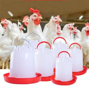 Quality HDPE Poultry Water Drinkers 15KG Automatic Water Feeder For Chickens wholesale
