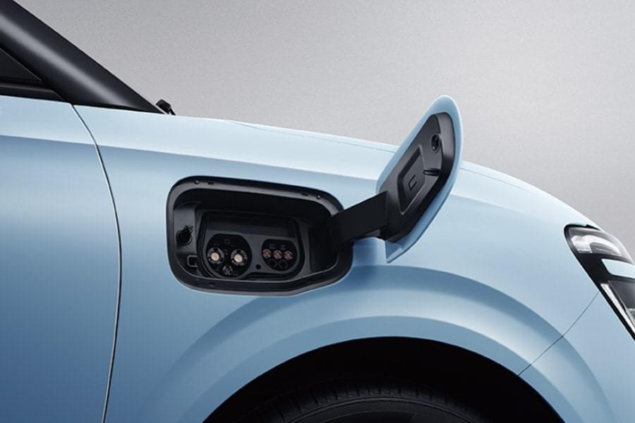 Newest Pure Ev Cars Dongfeng Nammi 01 Hatchback EV And Impressive Range And solid State Battery