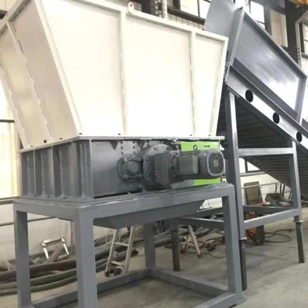 Streamlined PET Bottle Washing Line 490kw Industrial Plastic Recycling Machine 500 - 3000kg/H