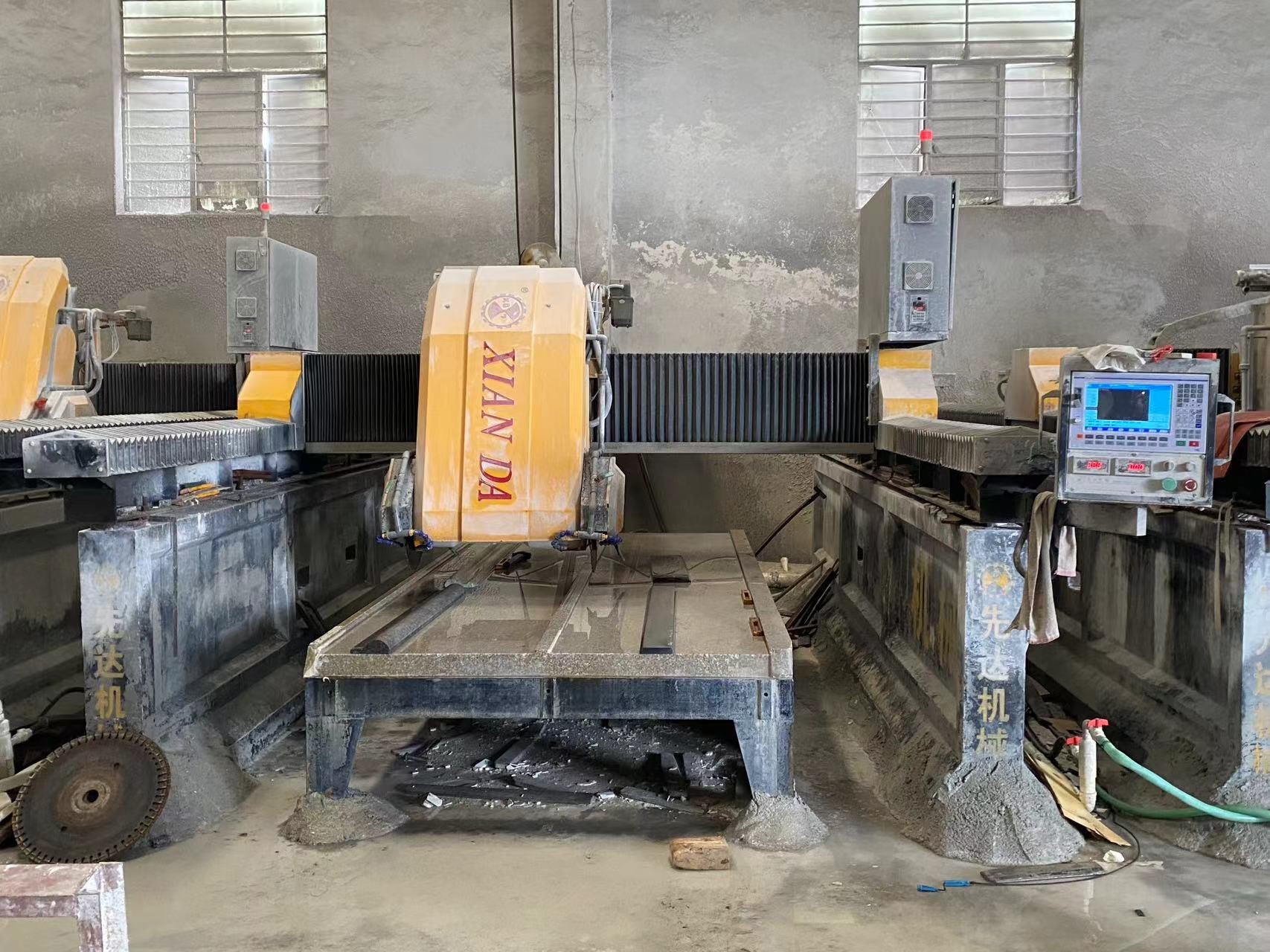 Easy Maintenance Stone Profile Cutting Machine with Blade Diameter Range 400-700mm