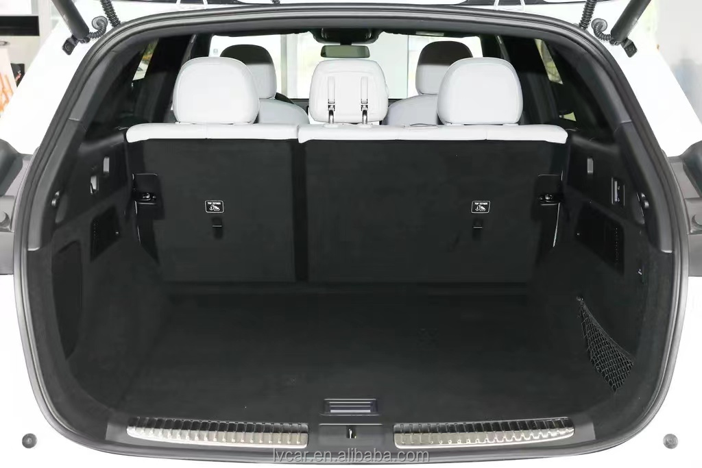 High Speed Electric SUV Car 2023 Xpeng G9 with Panoramic Sunroof and 702km Range