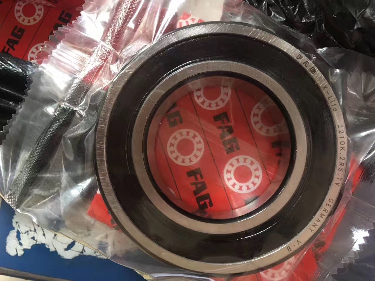 High Precision Self Aligning Ball Bearing 2203 17*40*16mm GCR15 Double Shielded