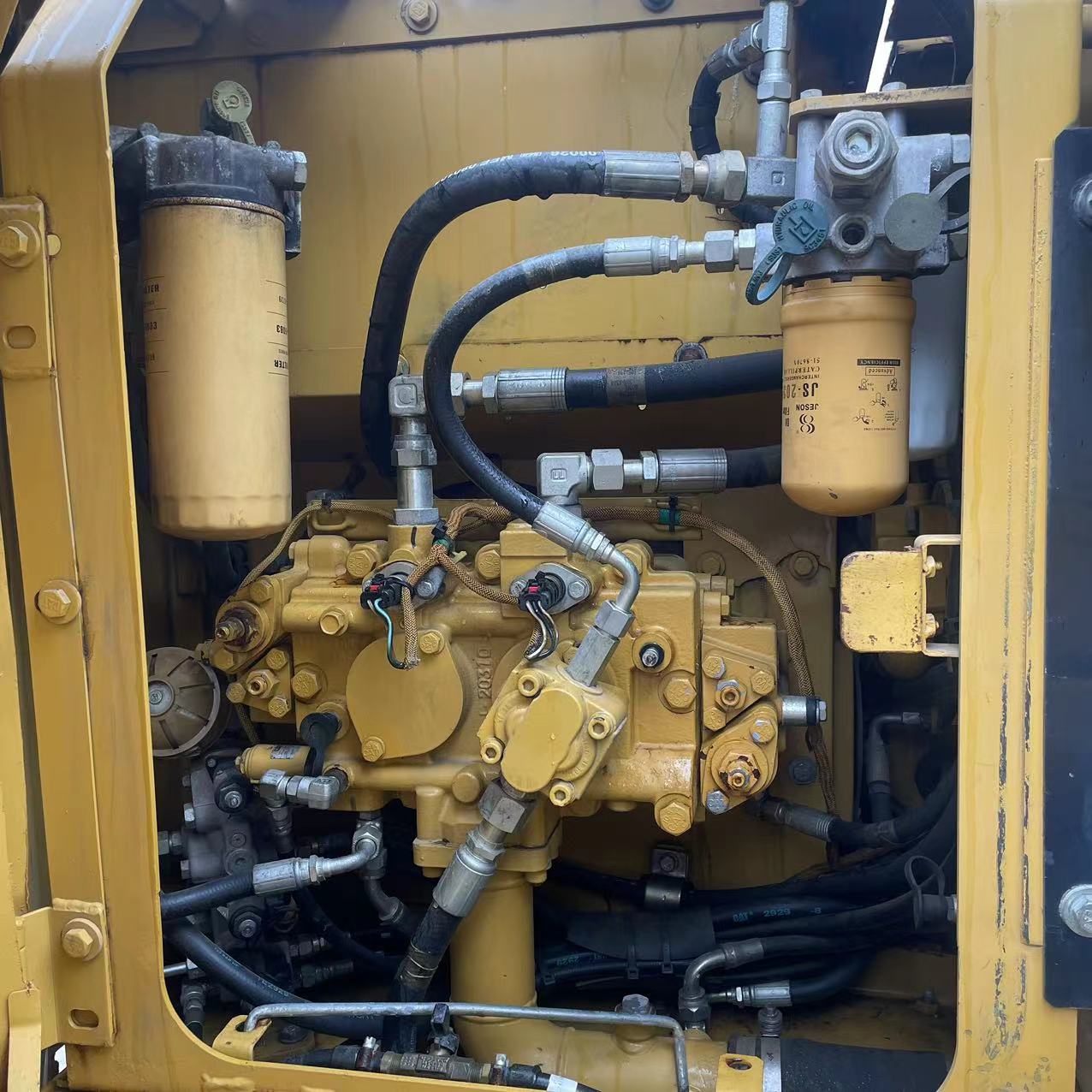 CAT313D Medium Used Excavator with 2001-4000 Working Hours and Original Hydraulic Pump