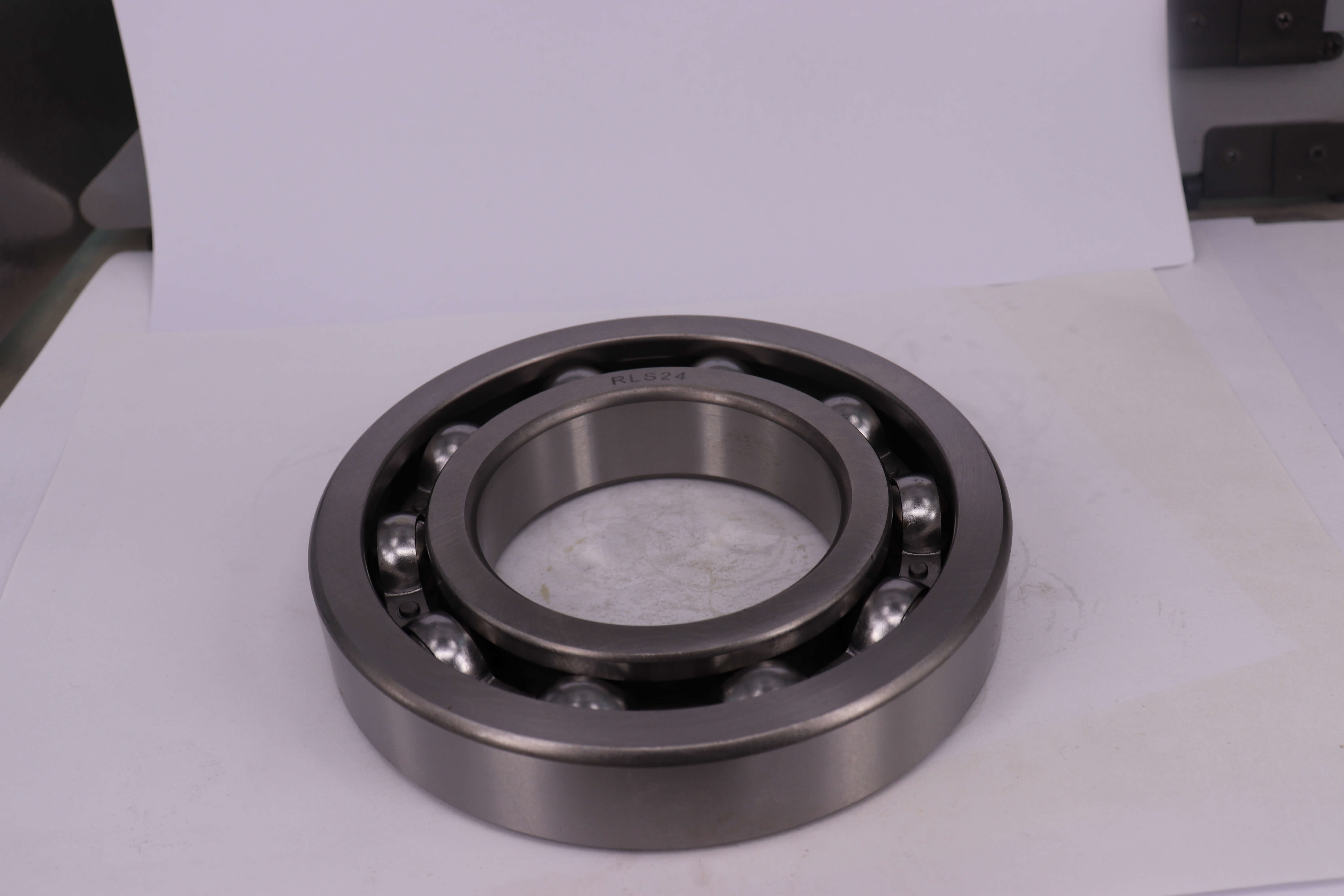High Precision Non Standard Ball Bearings Used In Motor Spindle RLS18-2Rs