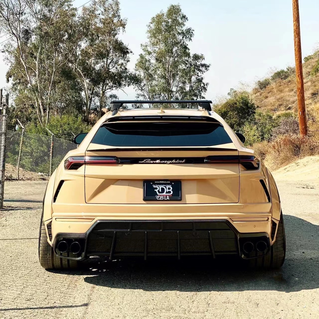 1016 Style Lamborghini Body Kit Urus Carbon Fiber Front Lip Diffuser Spoiler Hood White