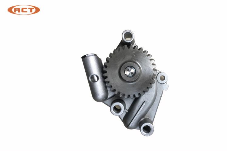 4D94E Electric Oil Pump Excavator Spare Parts 129900-32000 129900-32001