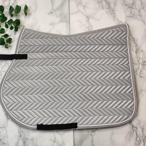 Quality Custom Logo Reflective Silver Equestrian Saddle Pads Horsing Equipment In Spring wholesale