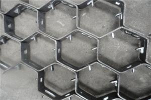 Quality 2.0X20X50mm 310S Hex Mesh Refractory Lining China Manufacturer wholesale