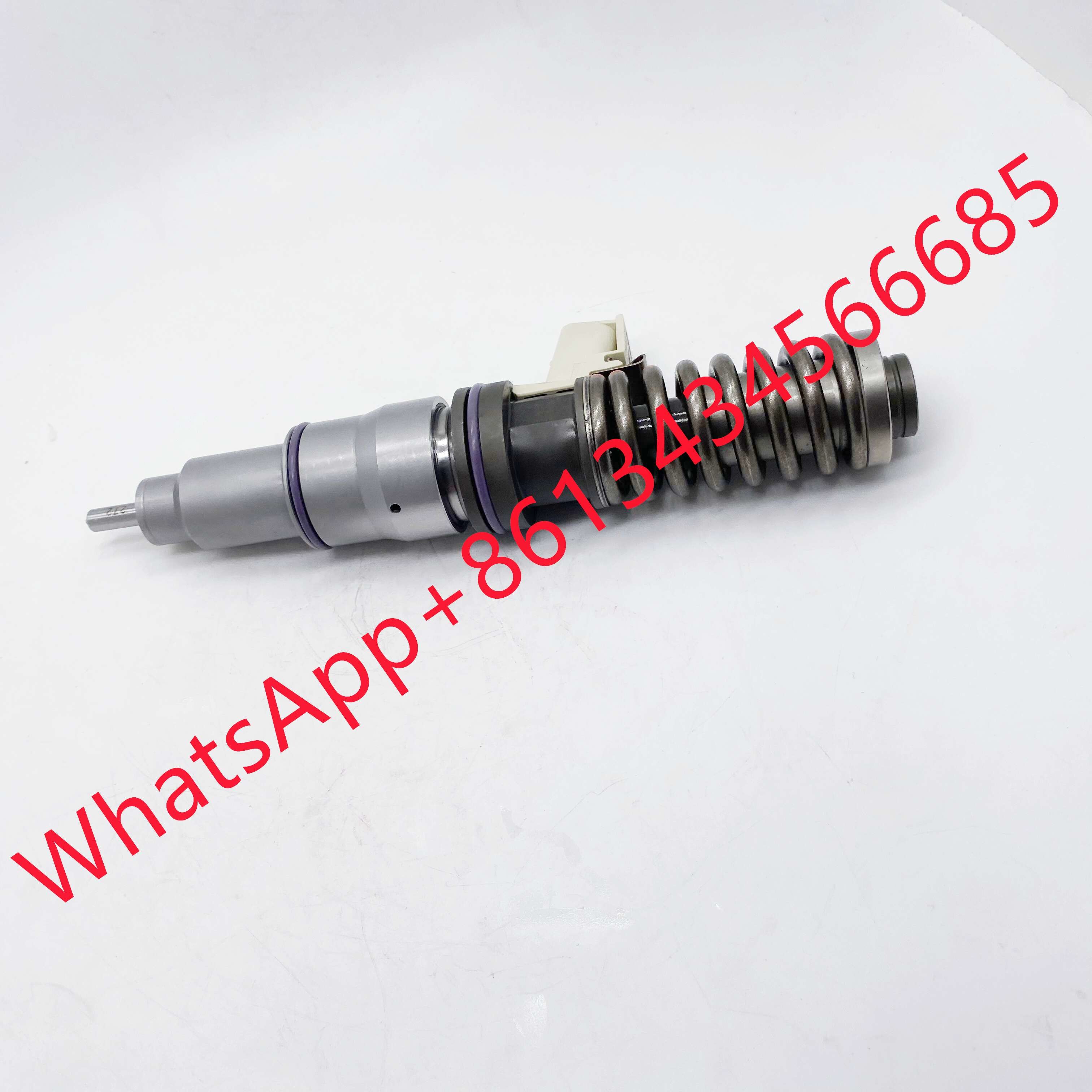 New Diesel Fuel Injector 21586282 BEBE4D38001 21586282 For VOLVO PENTA MD11