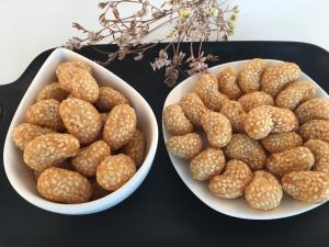Quality Good Taste Low Fat Full Nutrition Coated Roasted Cashew Nut Snack Foods wholesale