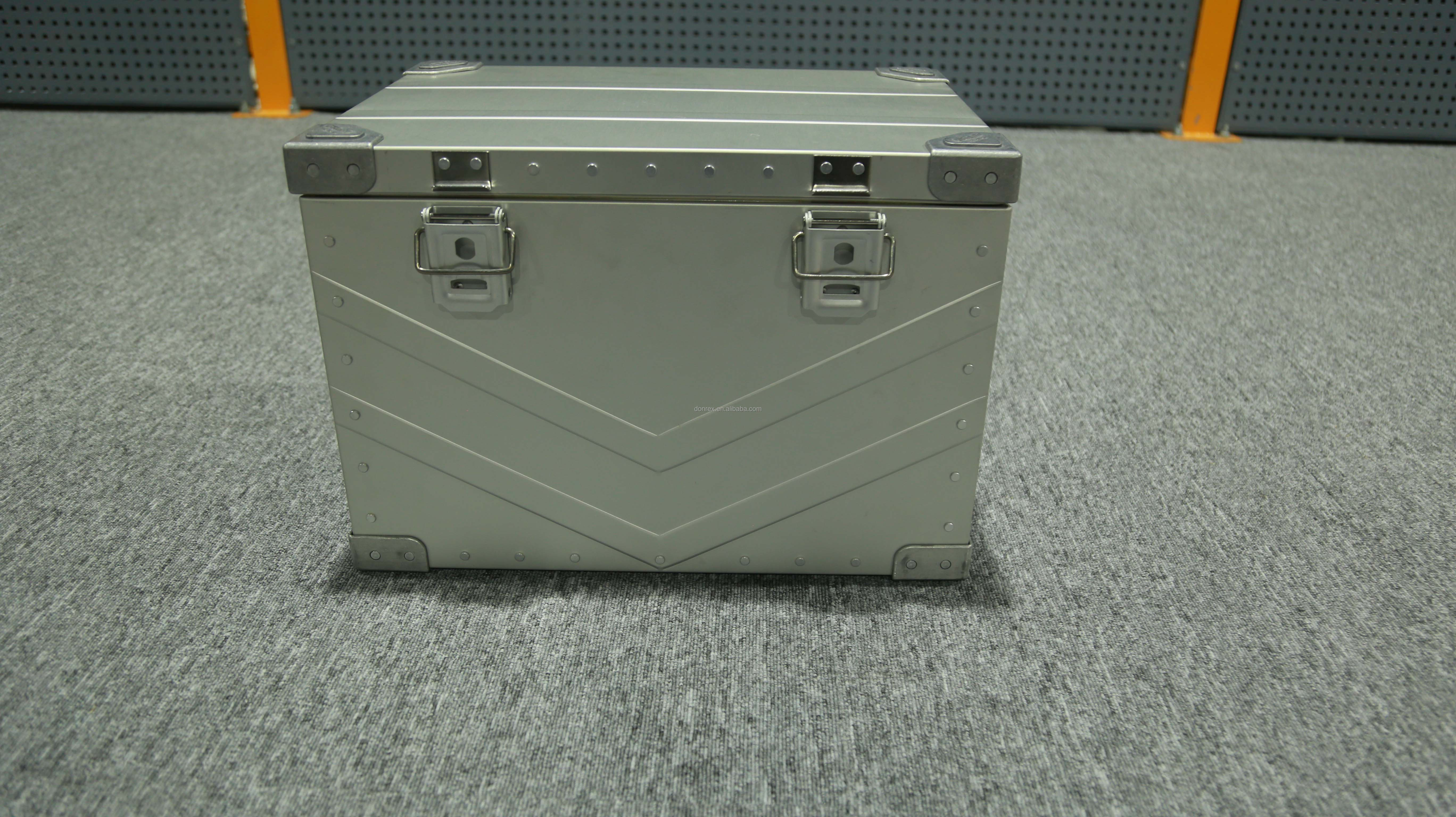 Rust-Proof and Waterproof 6kg Outdoor Camping Aluminum Storage Box 575*375*273mm