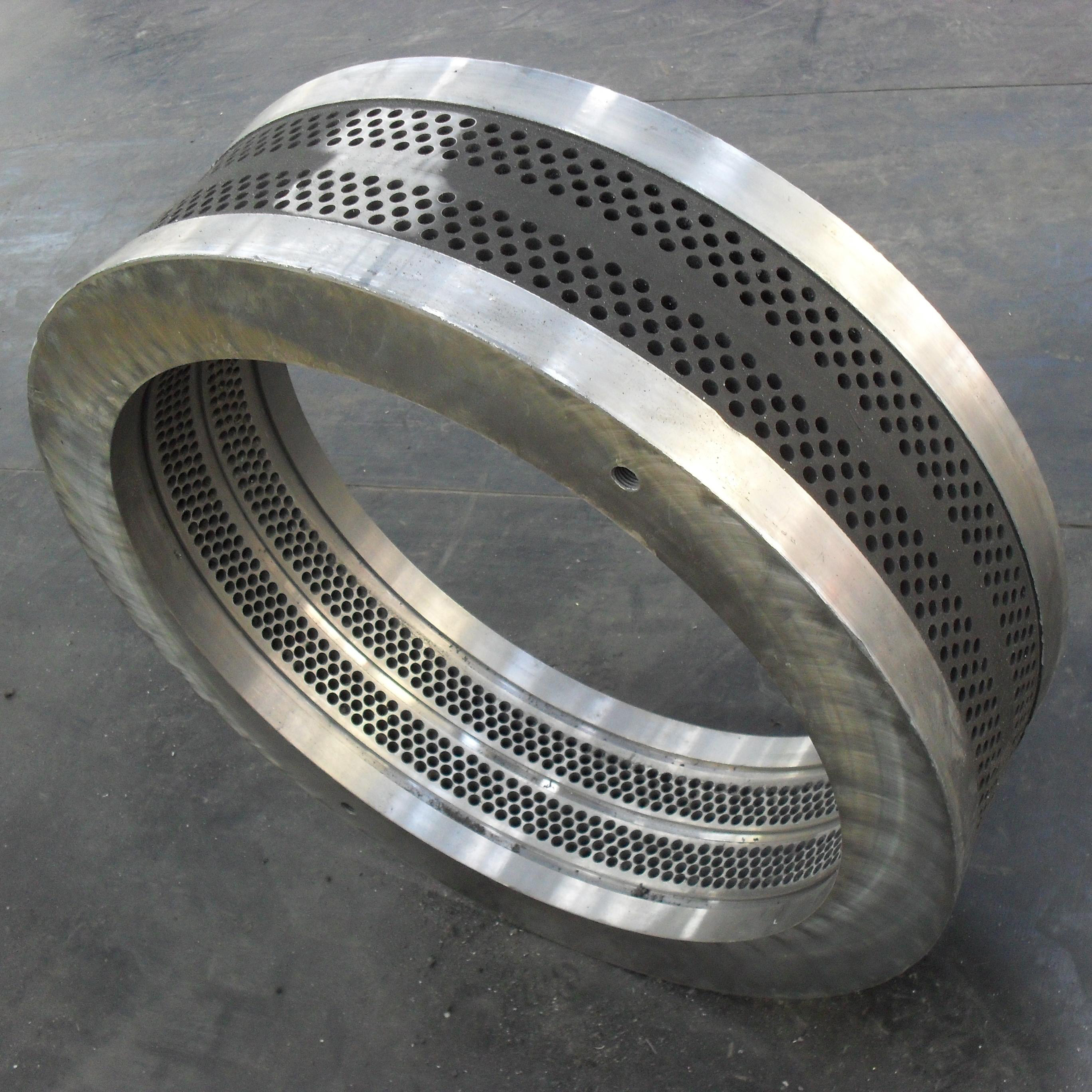 Vertical Double Layer Ring Die XGJ560 XGJ850 Pellet Machine Spare Parts