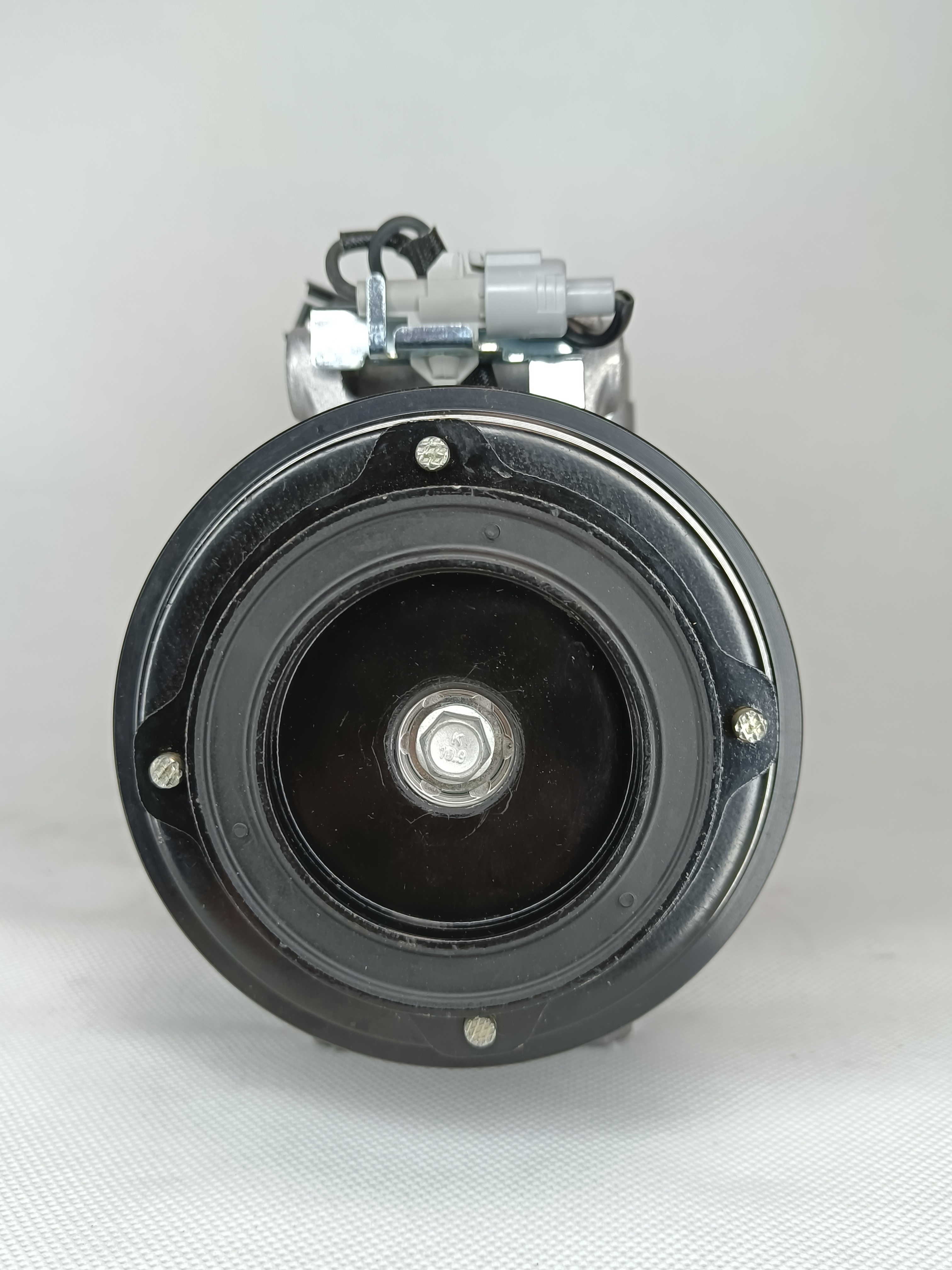 Auto Ac Conditioning Compressor For BMW325 F02 64509180549 Compressor assembly