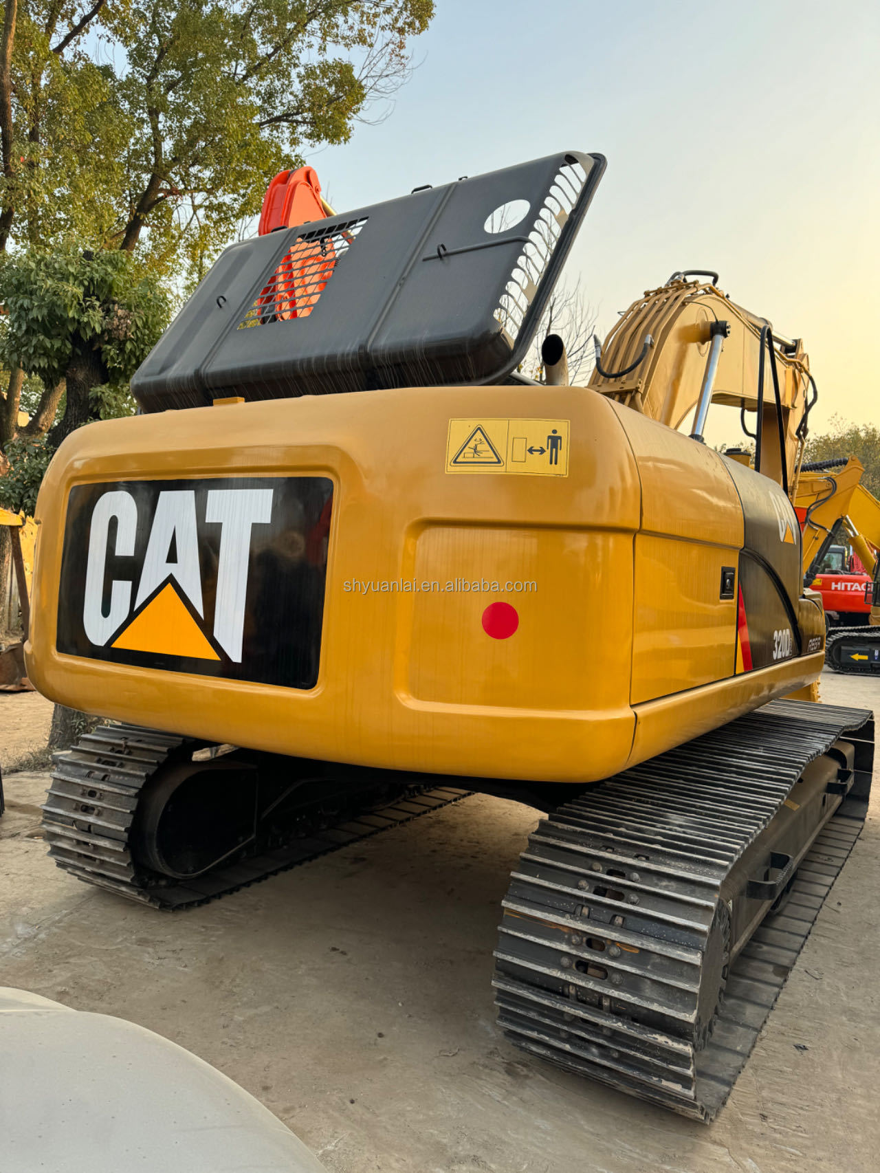 CAT320D2 Original Hydraulic Cylinder Excavator With High Work Efficiency And 103KW