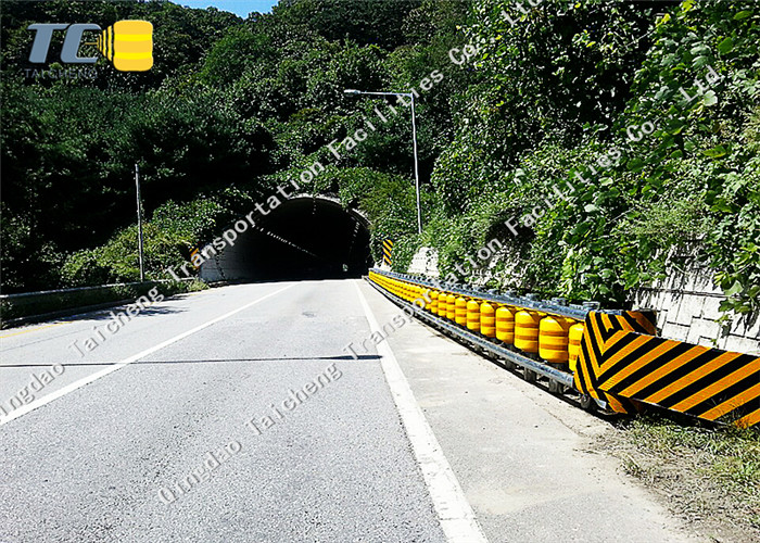 Nice Road Highway Safety Guardrail Anti Collision With Rollers