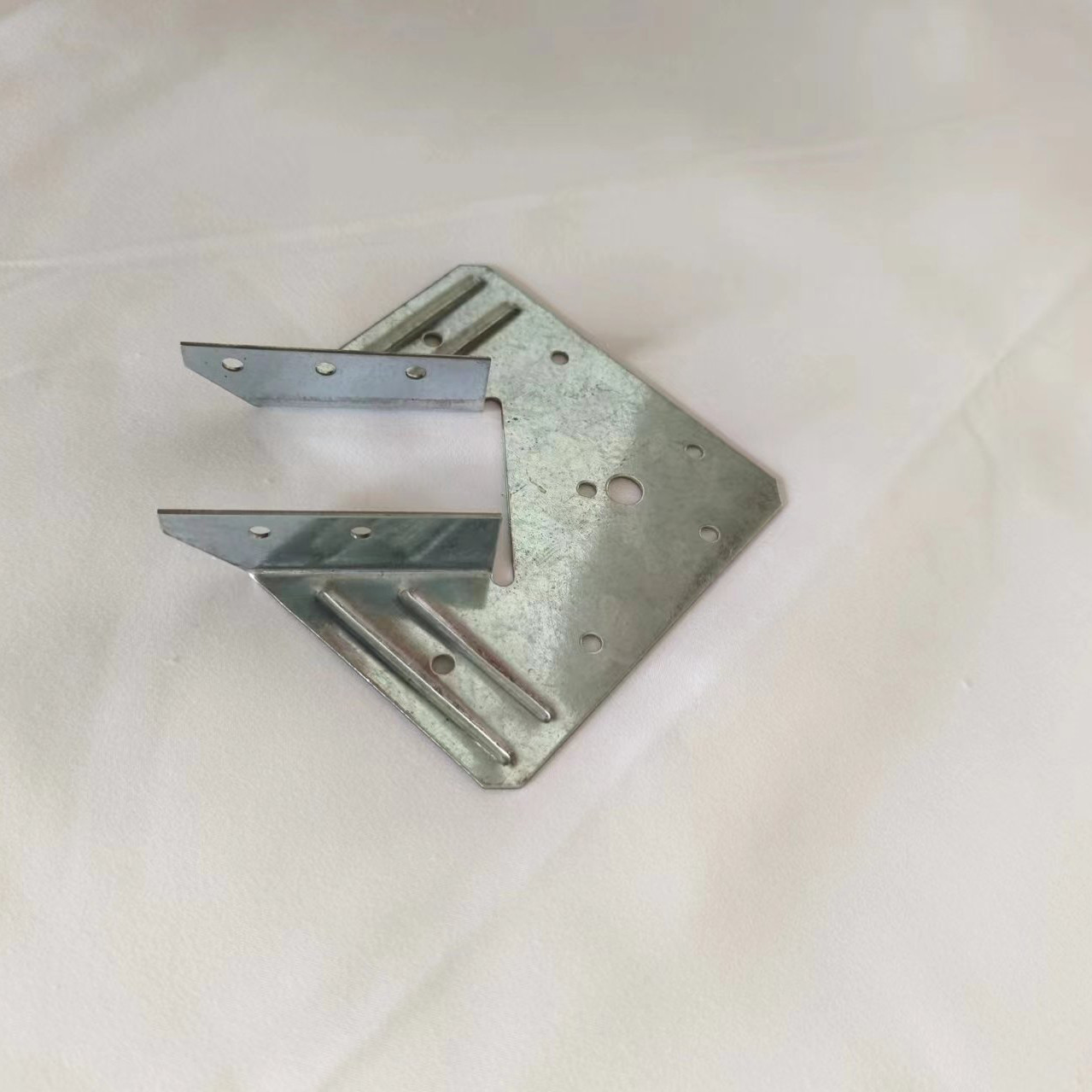 Versatile Galvanized Steel Hurricane Clips for Enhanced Durability