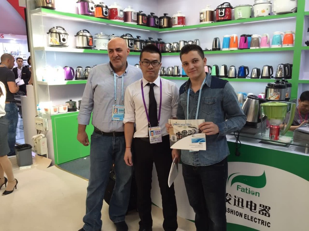 OEM stainless steel 201 304 kettle 1.7L Plastic and SS Cute Electric Kettle 304 stainless steel electric kettle 1.5 water jug