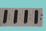 LF820 plastic table top chains with moulded rubber insert inclinded conveyor top