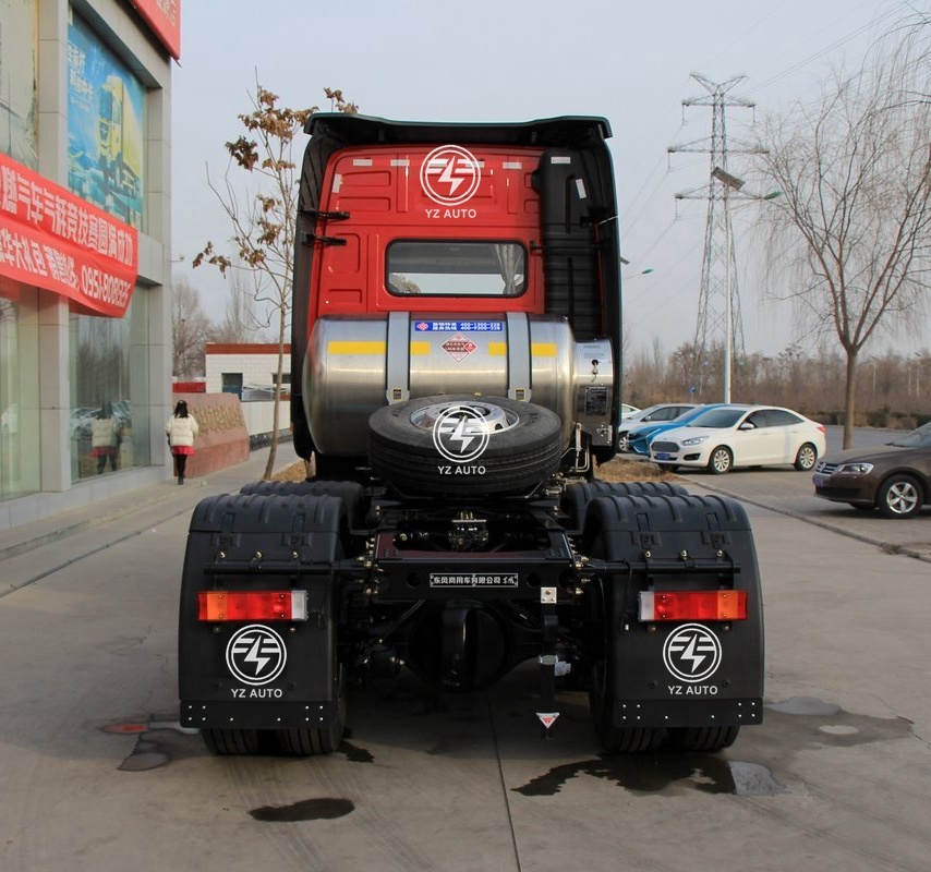 3800 1350mm Wheel Base 6X4 Natural Gas Tractor Trailers For Construction