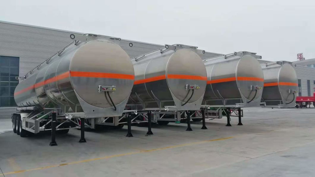 Water/Milk Liquid Transport Semi Trailer 3/ 4 Axle Fuel Tank Trailer